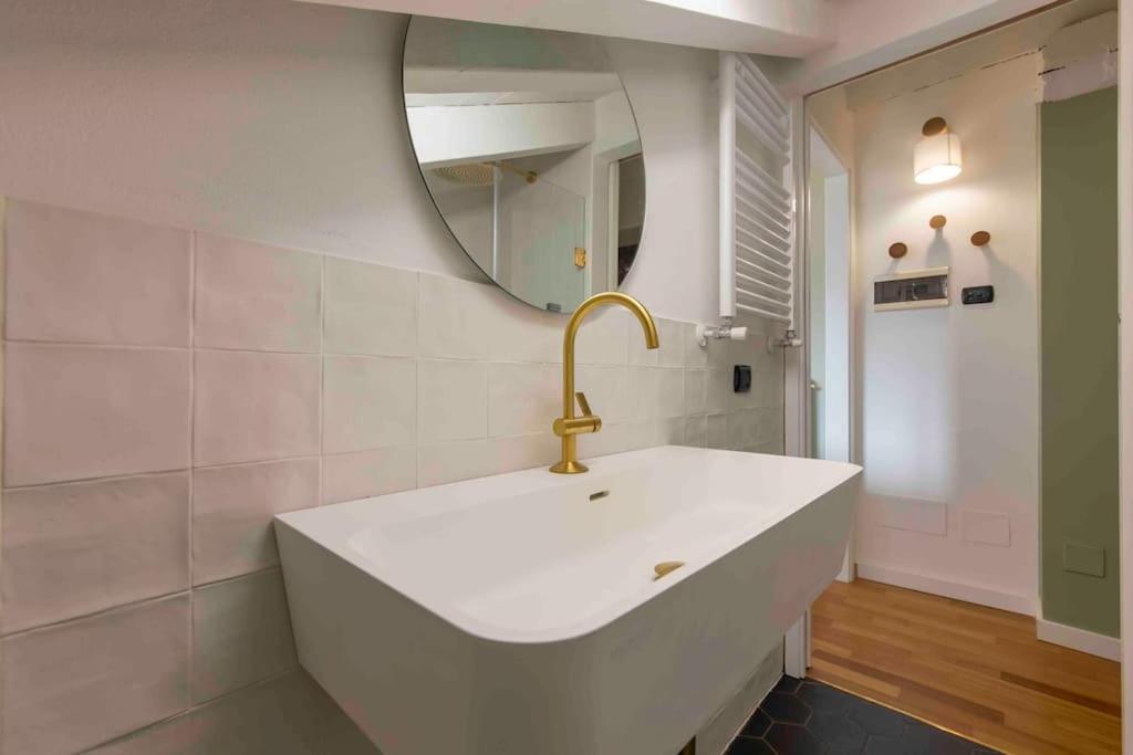 La Tana Del Bianconiglio - Rabbit Hole Apartment มิลาน ภายนอก รูปภาพ